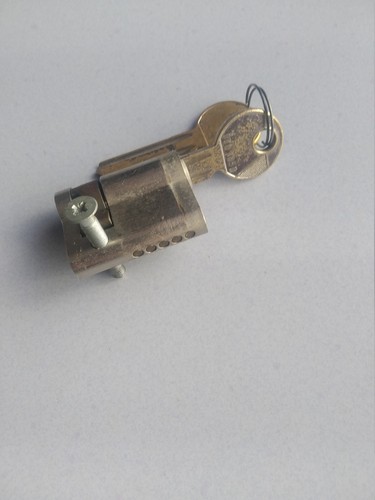 Serrure barillet porte garage - serrure,